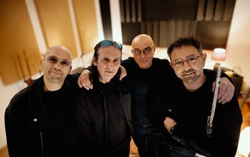 Adelante avec Mouss et Hakim Amokrane, Guillaume et Serge Lopez